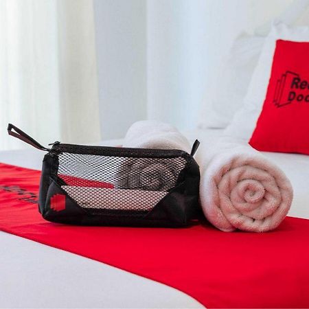 Hotel Reddoorz Syariah Near Hajimena Lampung Bandar Lampung Exterior foto