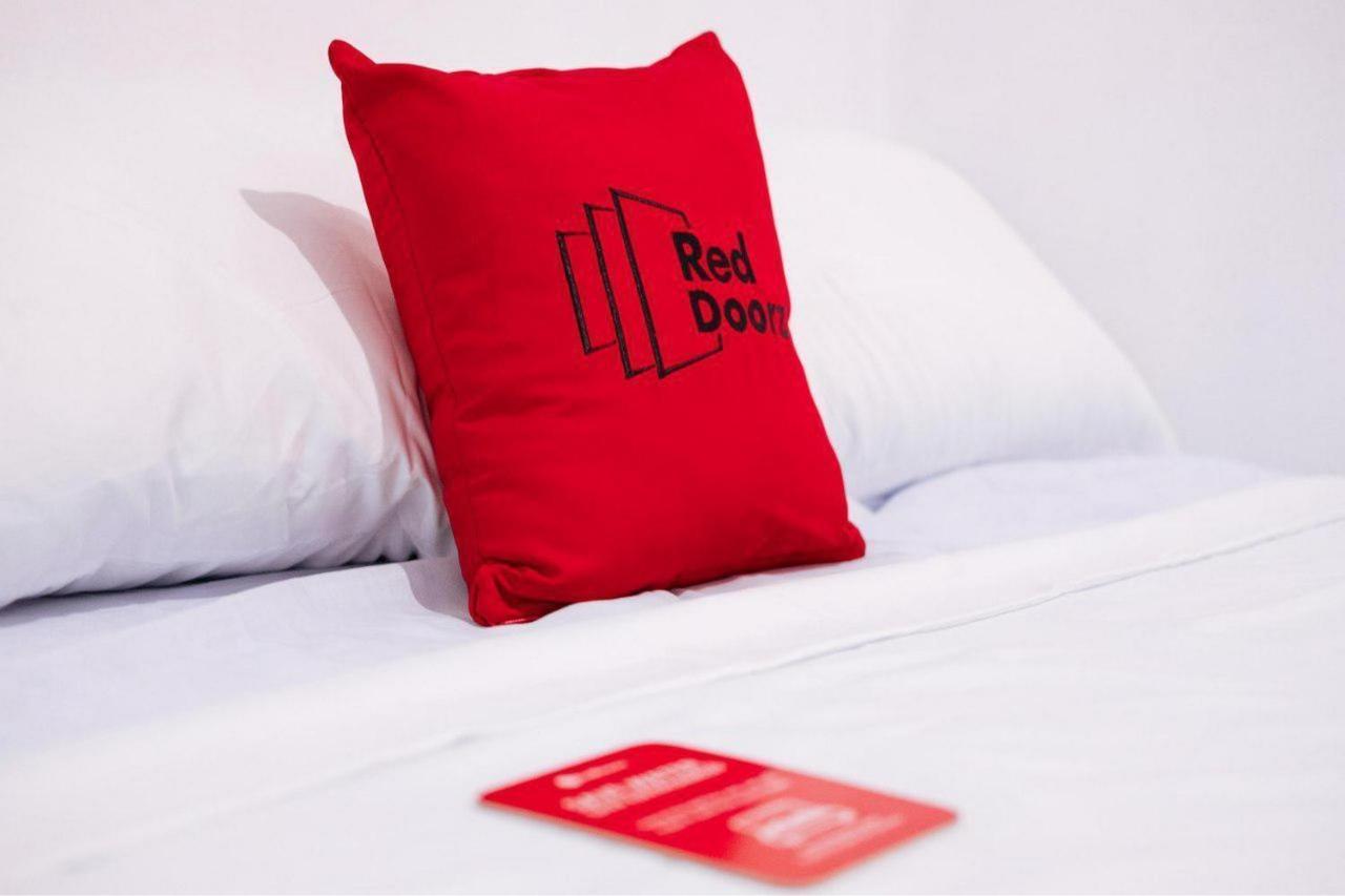 Hotel Reddoorz Syariah Near Hajimena Lampung Bandar Lampung Exterior foto